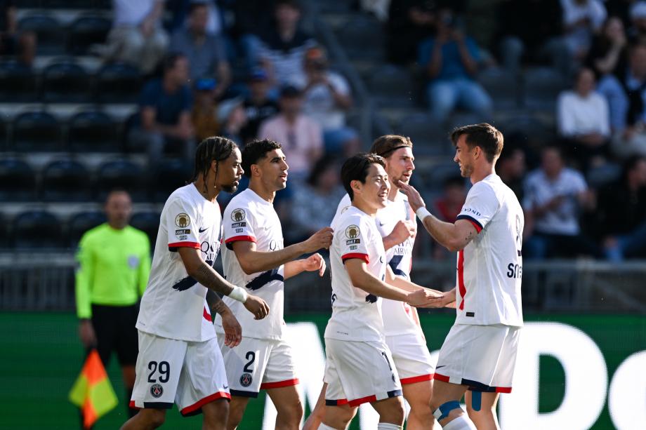 开云体育-法甲-贝拉尔多传射 十人巴黎3-0昂热联赛2连胜