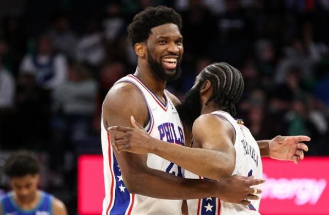 开云下载-哈登为恩比德MVP号票 沃格尔力推詹姆斯遭嘲讽